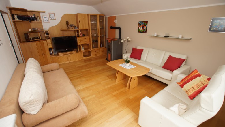 Wohnzimmer in der Ferienwohnung Steiner, © Gertrude Steiner Wohnzimmer in der Ferienwohnung Steiner, © Gertrude Steiner