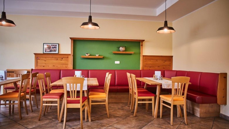 Gemütlich ist's im Manker Bauernladen, © Franz Gleiß Gemütlich ist's im Manker Bauernladen, © Franz Gleiß