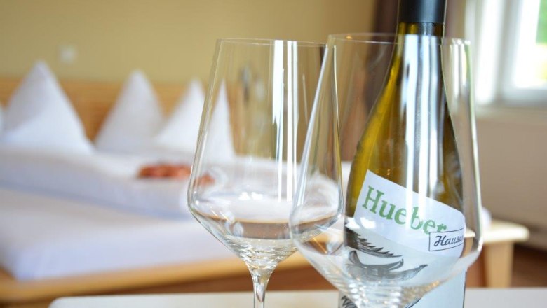 Zimmer im Gasthof Hueber, © Stefan Hueber Zimmer im Gasthof Hueber, © Stefan Hueber