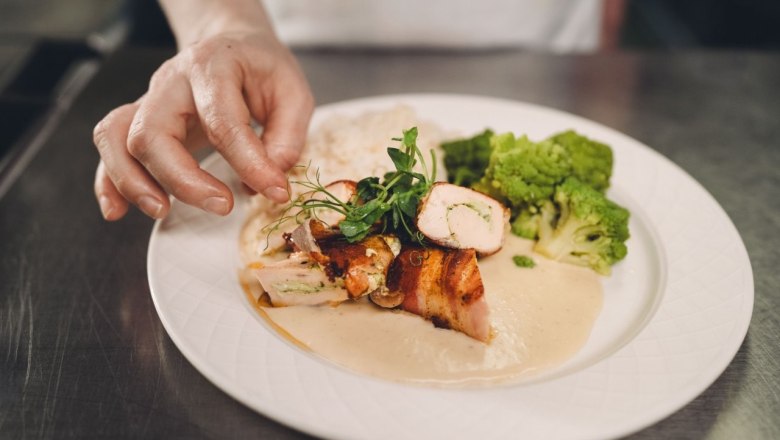 Perbersdorfer Heuriger & Hotel, © Moststraße, dochbodnliacht Perbersdorfer Heuriger & Hotel, © Moststraße, dochbodnliacht