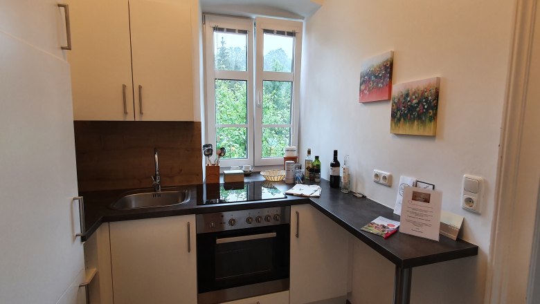 Fully equipped kitchen, © Monika Stock Fully equipped kitchen, © Monika Stock