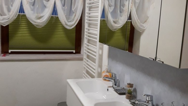 Badezimmer, © Robert Leichtfried Badezimmer, © Robert Leichtfried