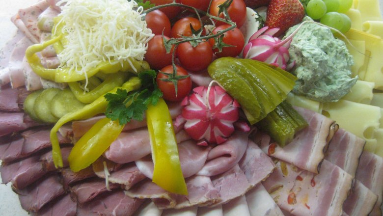 Fleischerei Weiß | Wurstplatte, © Fleischerei Weiß Fleischerei Weiß | Wurstplatte, © Fleischerei Weiß