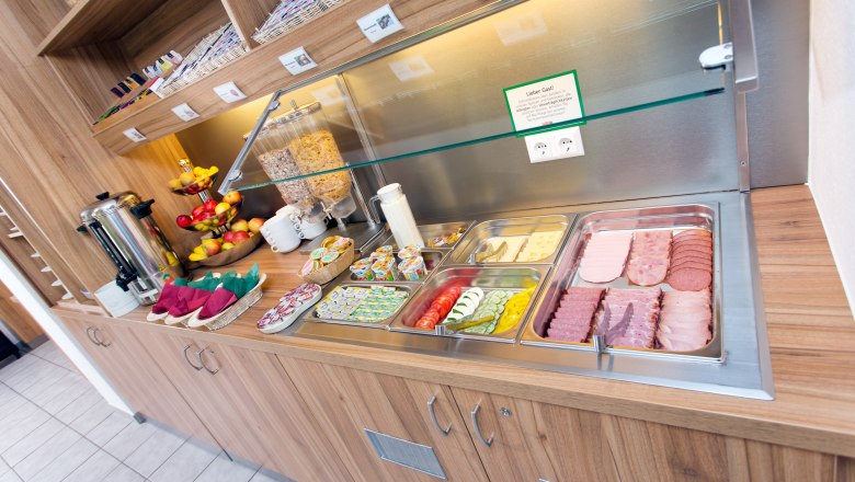 Frühstücksbuffet, © Cleverhotel GmbH Frühstücksbuffet, © Cleverhotel GmbH