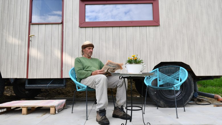 Leopold-the llama herding cart, © lamawanderland Leopold-the llama herding cart, © lamawanderland