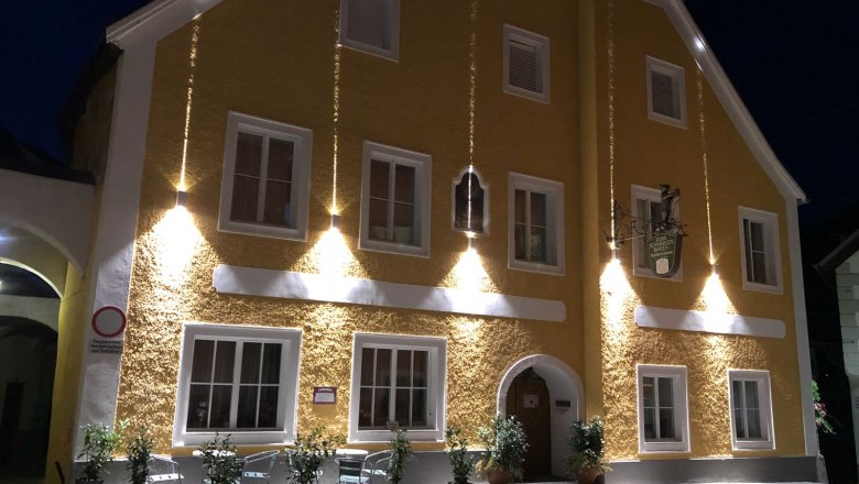 der Schwarze Bär bei Nacht, © Zehetner & Stressler OG der Schwarze Bär bei Nacht, © Zehetner & Stressler OG