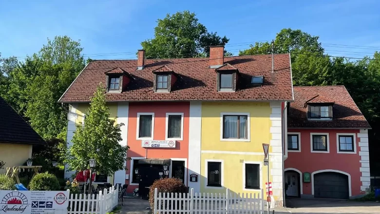 Lindenhof in Ybbs an der Donau, Aussenansicht, © Lindenhof Lindenhof in Ybbs an der Donau, Aussenansicht, © Lindenhof