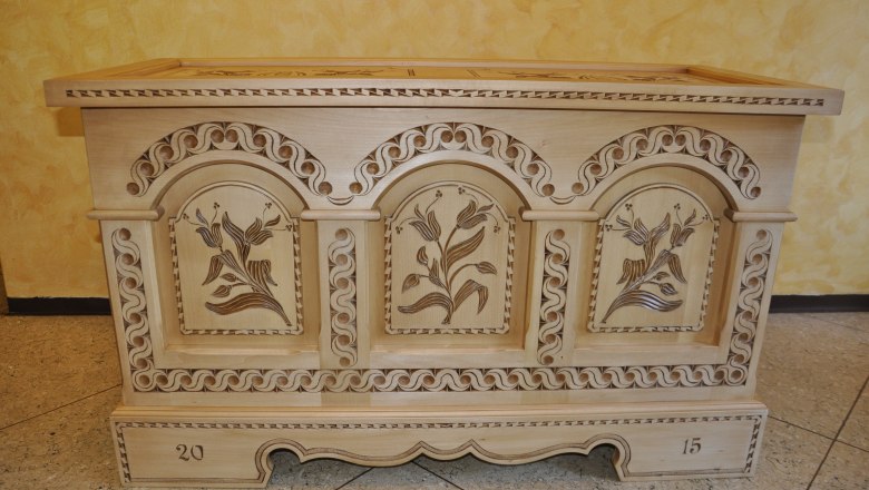 Kreativstube Annaberg, Möbelschnitzen, © Josef Schachinger Kreativstube Annaberg, Möbelschnitzen, © Josef Schachinger