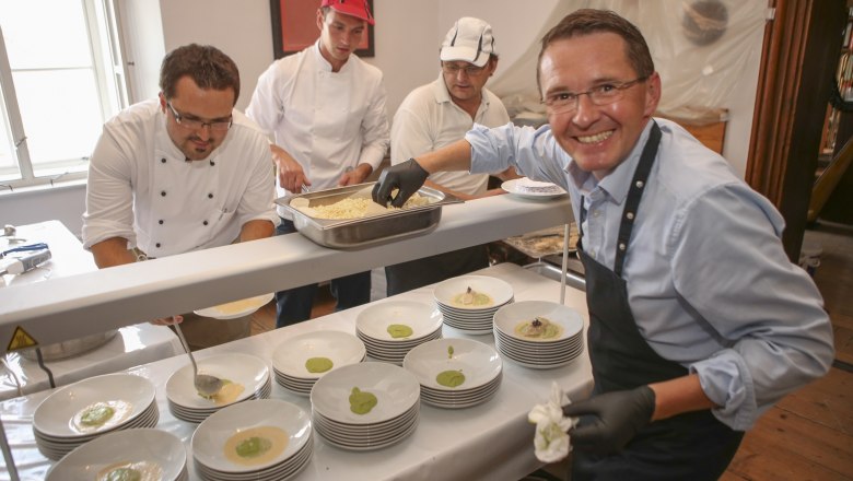 Genusstafel, © Helge Wöll Genusstafel, © Helge Wöll