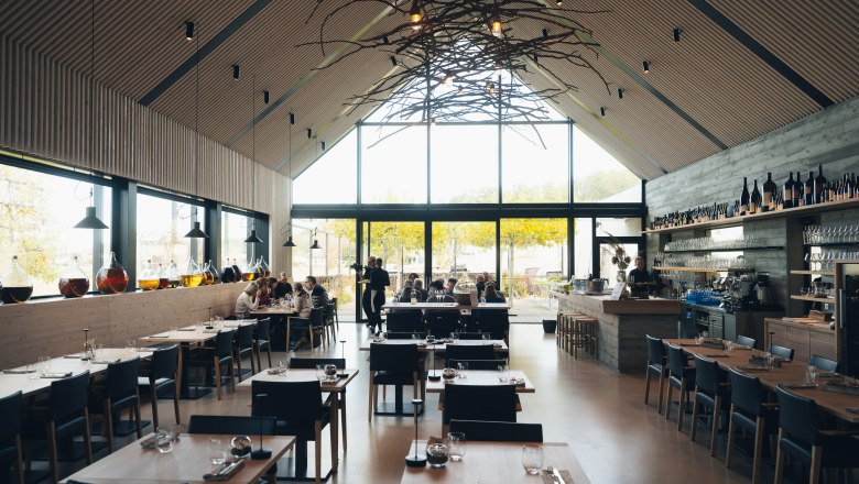 Gasthaus Nährer als Schauplatz, © Ian Ehm / friendship.is Gasthaus Nährer als Schauplatz, © Ian Ehm / friendship.is