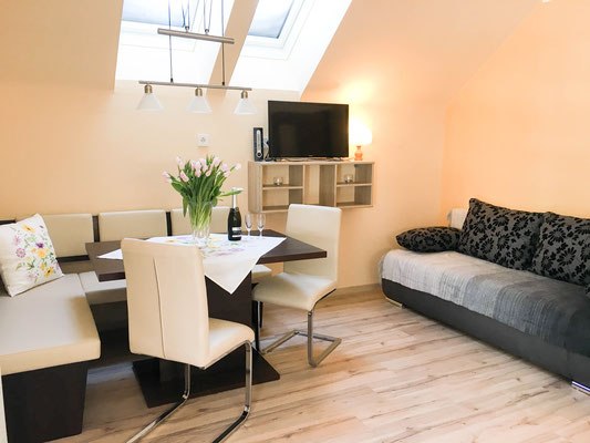 Wohnzimmer der Ferienwohnung Lange, © Ferienwohnung Lange Wohnzimmer der Ferienwohnung Lange, © Ferienwohnung Lange