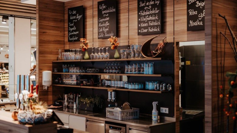 Cafe-Bäckerei-Konditorei Riesenhuber, © Bäckerei Riesenhuber Cafe-Bäckerei-Konditorei Riesenhuber, © Bäckerei Riesenhuber