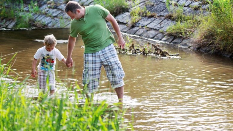 Enjoying the cool water in summer, © weinfranz.at Enjoying the cool water in summer, © weinfranz.at