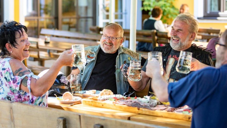 Perbersdorfer Heuriger und Hotel, © Perbersdorfer Heuriger und Hotel Perbersdorfer Heuriger und Hotel, © Perbersdorfer Heuriger und Hotel