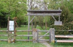 Purgstall POW camp: Entrance to the Schauboden camp cemetery, © ARDIG, Volker Lindinger Purgstall POW camp: Entrance to the Schauboden camp cemetery, © ARDIG, Volker Lindinger