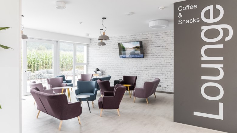 Coffee & Snacks Lounge, © HFM Photography Coffee & Snacks Lounge, © HFM Photography