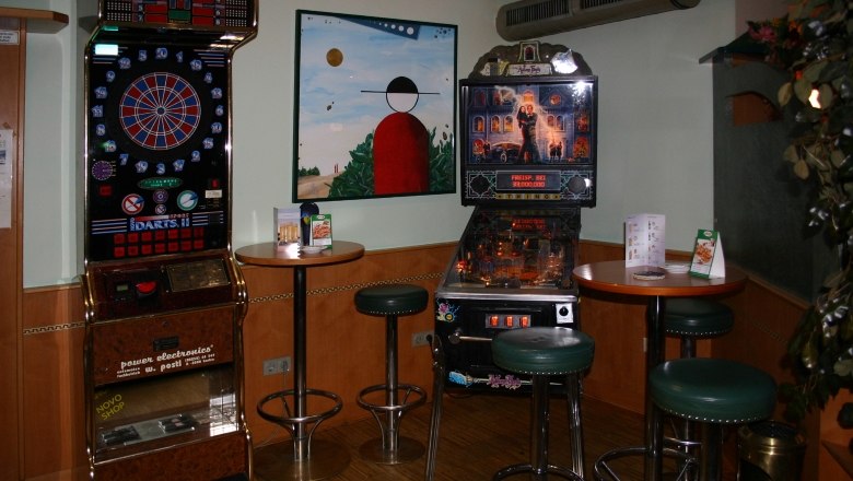 Tritsch Tritsch, © Tritsch Tratsch Tritsch Tritsch, © Tritsch Tratsch