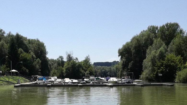 Ardagger leisure harbor, © Freizeithafen Ardagger, Sigi Wagner Ardagger leisure harbor, © Freizeithafen Ardagger, Sigi Wagner