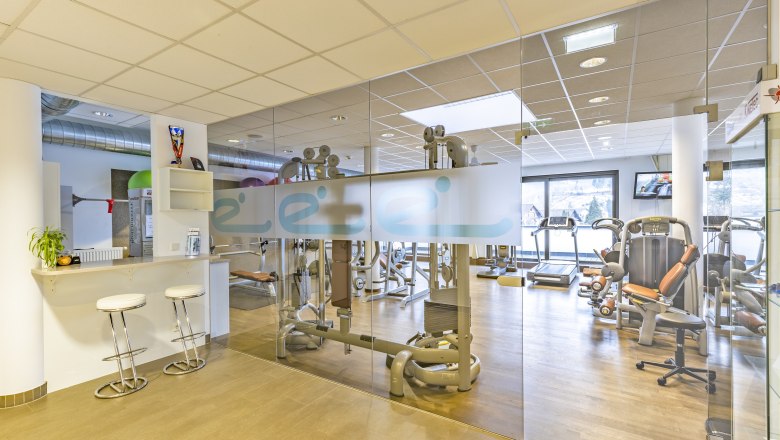 Indoor fitness studio on the upper floor, © Emotion Therapiezentrum GmbH Indoor fitness studio on the upper floor, © Emotion Therapiezentrum GmbH