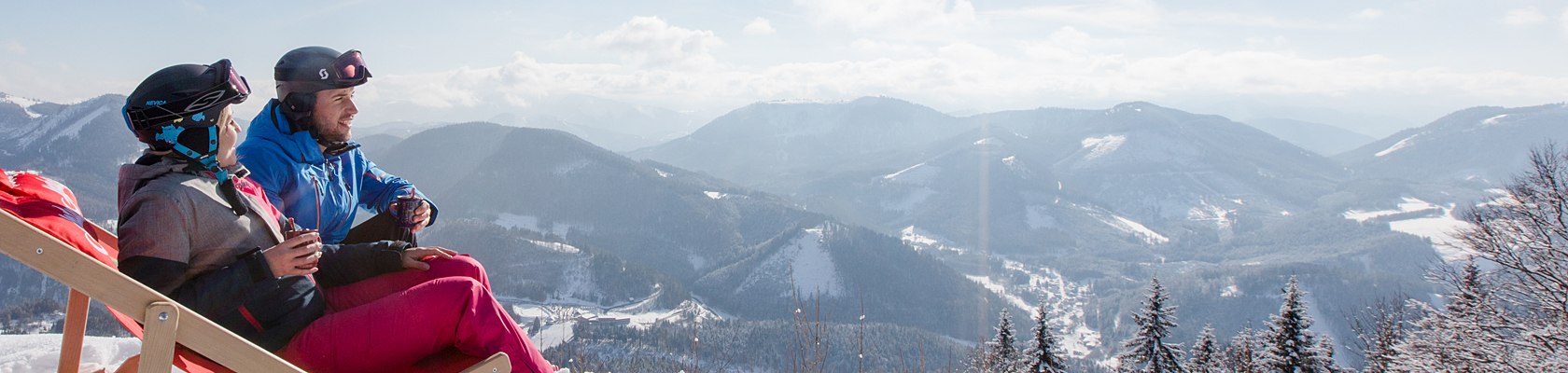 Enjoying the panoramic view, © schwarz-koenig.at Enjoying the panoramic view, © schwarz-koenig.at
