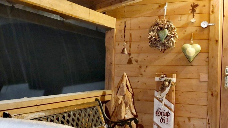 Eingangsbereich Ferienhaus Zwickelreith, © Familie Roseneder Eingangsbereich Ferienhaus Zwickelreith, © Familie Roseneder