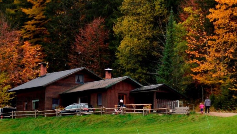 Forest house of the Trialhof Schaureith, © Familie Enöckl Forest house of the Trialhof Schaureith, © Familie Enöckl