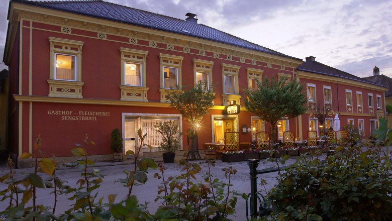 Hausansicht, © Landgasthof Sengstbratl Hausansicht, © Landgasthof Sengstbratl