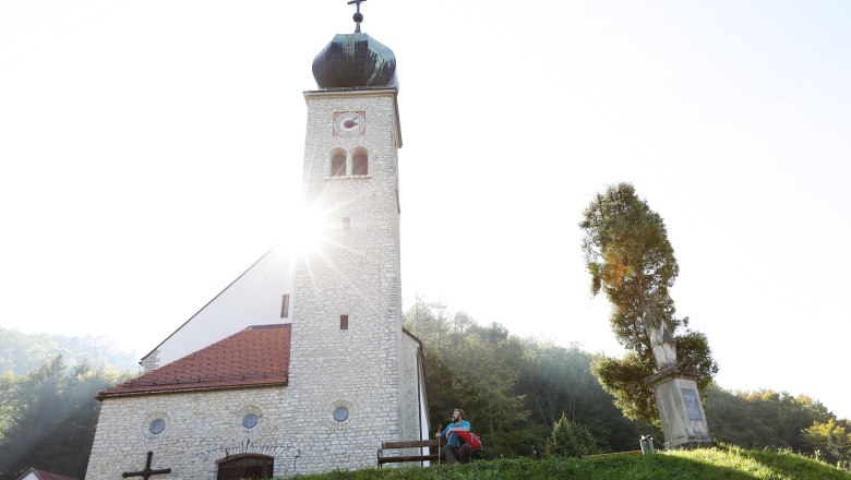 Maria Schnee pilgrimage church, © schwarz-koenig.at Maria Schnee pilgrimage church with sunshine through the church tower.