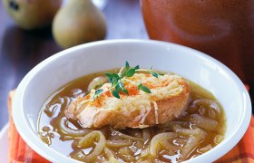 Zwiebel-Most-Suppe, © Theresa Schrems Zwiebel-Most-Suppe, © Theresa Schrems