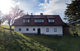 Stein im Holz Außenansicht, © Zeiner Stein im Holz Außenansicht, © Zeiner