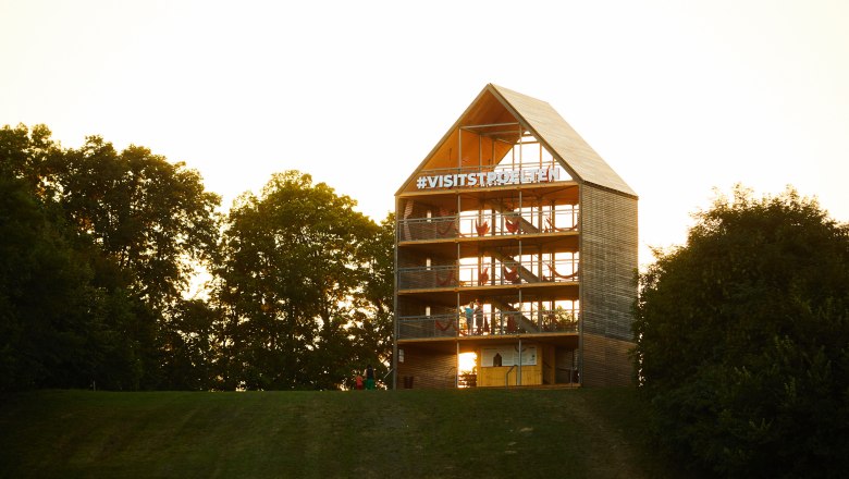 Bat house, © Rupert Pessl Bat house, © Rupert Pessl