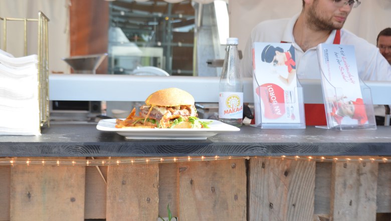 Flieger-Catering, © Helge Wöll Flieger-Catering, © Helge Wöll