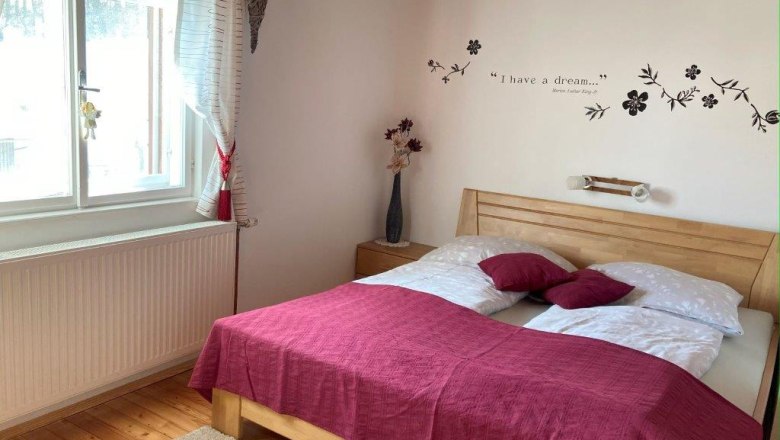 Schlafzimmer, © Melanie Roseneder Schlafzimmer, © Melanie Roseneder