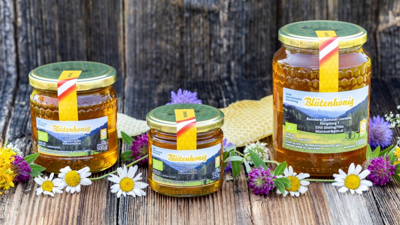 Organic beekeeping Blamauer, © Theo Kust Organic beekeeping Blamauer, © Theo Kust