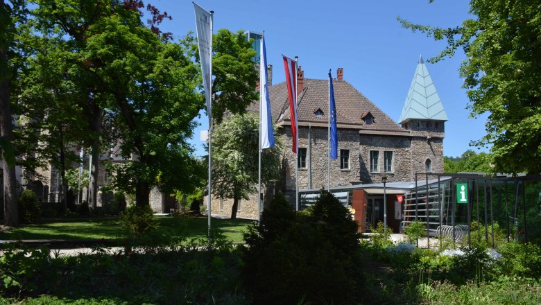 Tourismusbüro im Schloss Rothschild, © Magistrat Waidhofen an der Ybbs Tourismusbüro im Schloss Rothschild, © Magistrat Waidhofen an der Ybbs