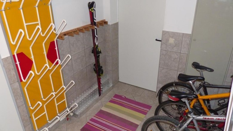 Fahrrad- und Skikeller, © Fritz Hayder Fahrrad- und Skikeller, © Fritz Hayder