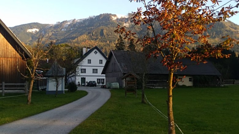 Zufahrt, © Gabriele Danner Zufahrt, © Gabriele Danner