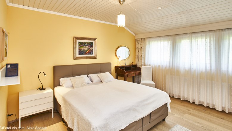 Schlafzimmer Wohnung Bergflirt, © FotoLois.com, Alois Spandl Schlafzimmer Wohnung Bergflirt, © FotoLois.com, Alois Spandl