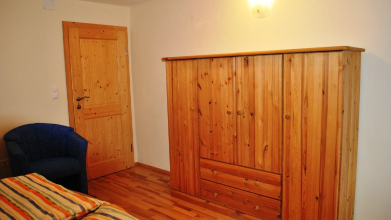 Schlafzimmer 1 in der Ferienwohnung Leitner, © Patrick Leitner Schlafzimmer 1 in der Ferienwohnung Leitner, © Patrick Leitner