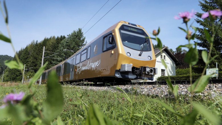 Zügig unterwegs: Die Mariazellerbahn, © Mostviertel Tourismus, weinfranz.at Zügig unterwegs: Die Mariazellerbahn, © Mostviertel Tourismus, weinfranz.at