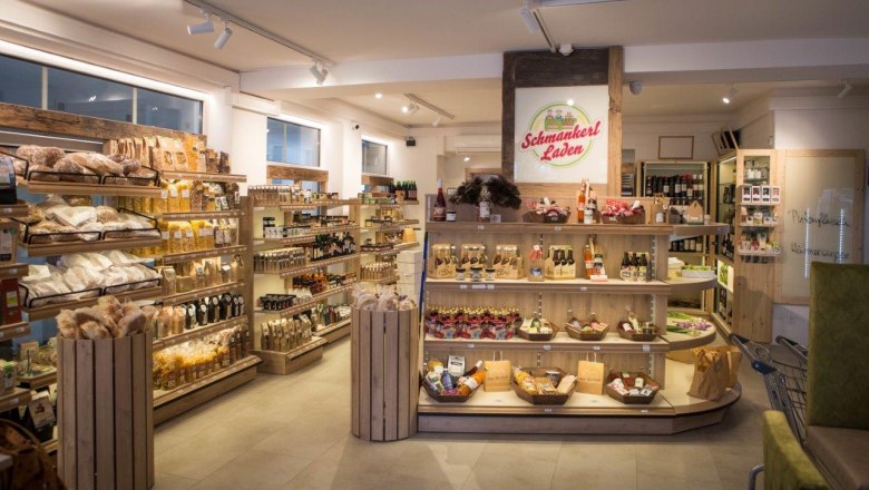 An extensive range awaits visitors, © Wieselburger Schmankerlladen An extensive range awaits visitors, © Wieselburger Schmankerlladen