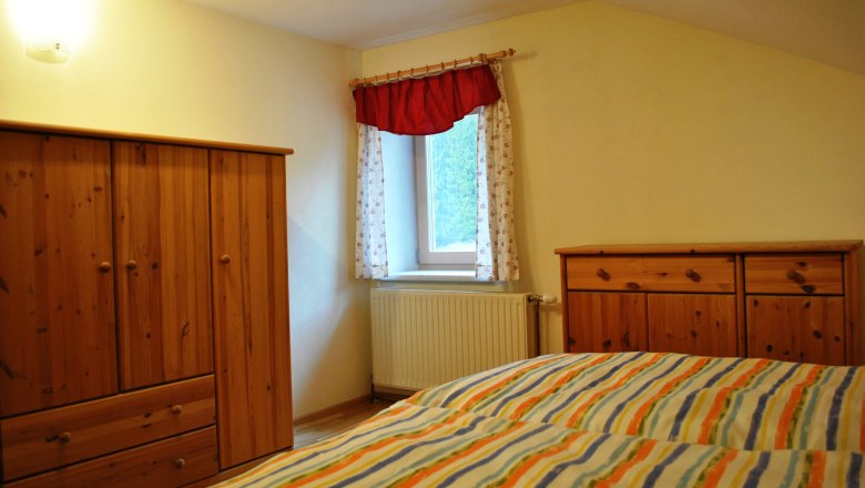 Schlafzimmer 1 in der Ferienwohnung Leitner, © Patrick Leitner Schlafzimmer 1 in der Ferienwohnung Leitner, © Patrick Leitner