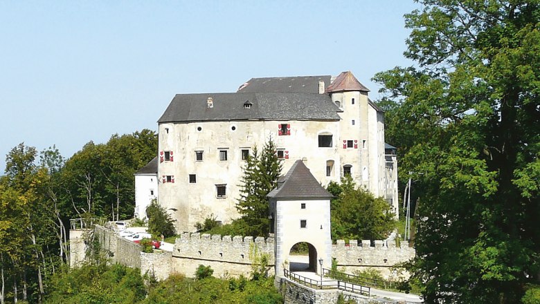 Burg mit Tradition und Stil, © Burg Plankenstein