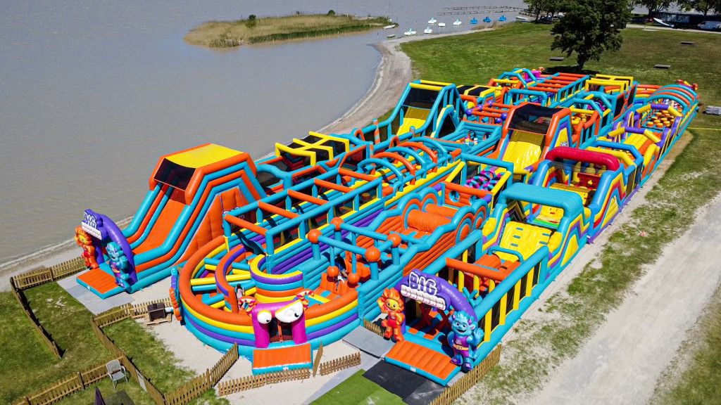 Infinity 2.0 | Big Inflatable Giants