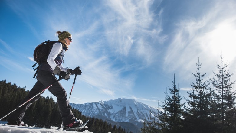 Schneeschuhwandern im Naturpark, © juergenthoma.com