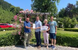 Zertifikatsübergabe in Gaming-Lackenhof