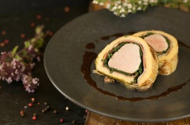 Kochen mit Kräutern: Gerollter Schweinslungenbraten, © schwarz-koenig.at