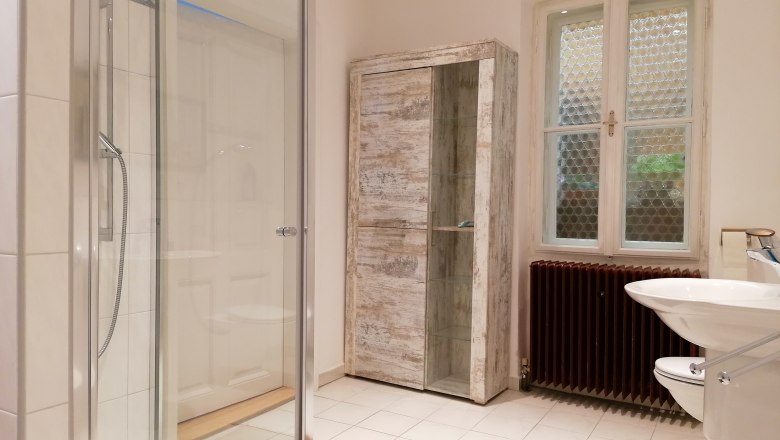 Bathroom, © Buder Elenora