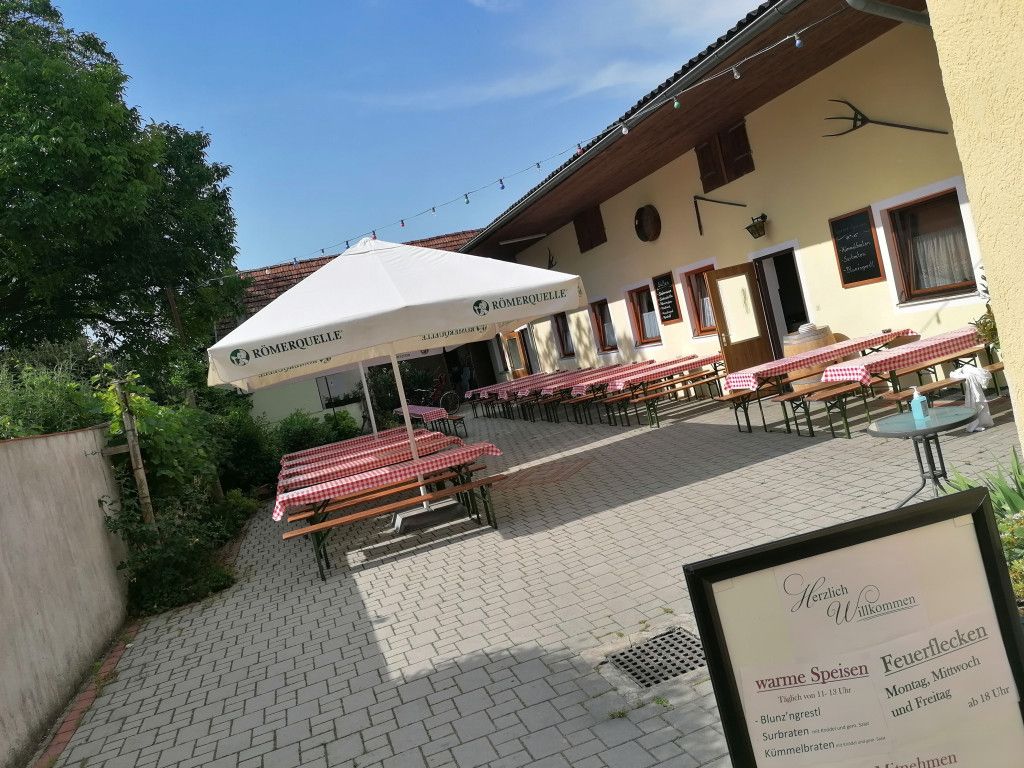 Weinbau & Heurigen Maurer