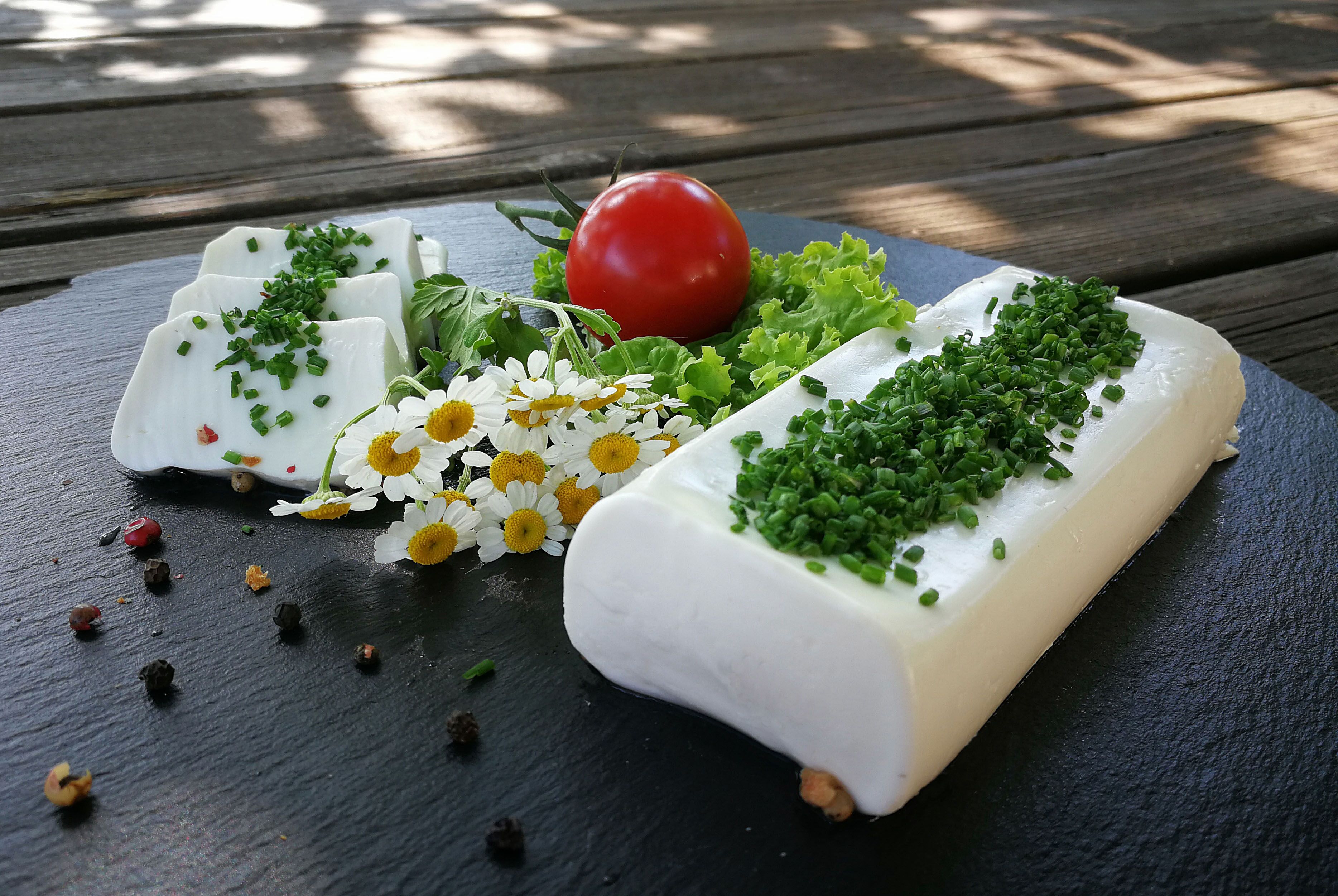 Schafkäse im Ab Hof Verkauf Heilos